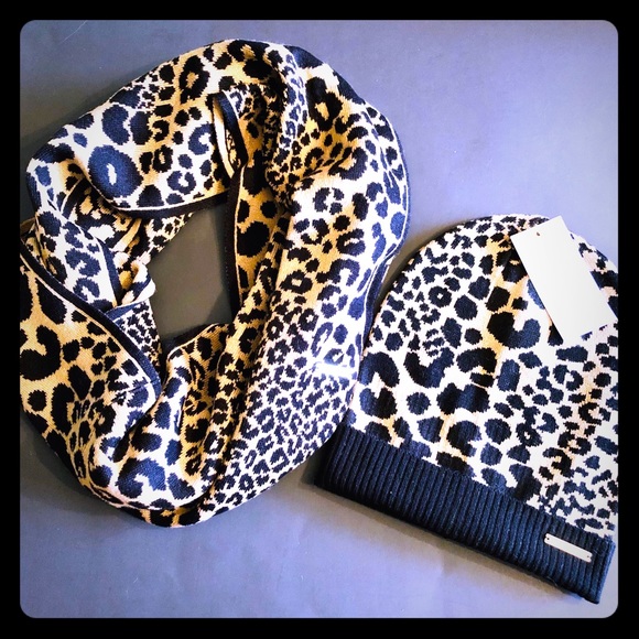 michael kors leopard scarf